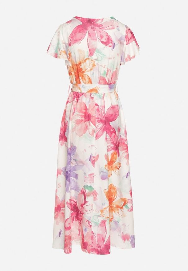 Born2be - Fuksjowa Sukienka w Kwiaty o Kopertowym Kroju z Wiązanym Paskiem Redanae. Okazja: na co dzień. Kolor: różowy. Wzór: kwiaty. Typ sukienki: kopertowe. Styl: casual, elegancki