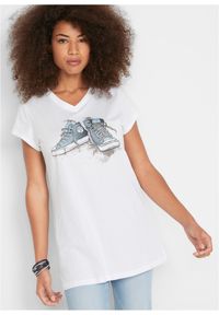 bonprix - Długi shirt z nadrukiem. Kolor: biały. Długość: długie. Wzór: nadruk