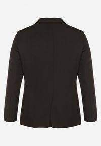 Born2be - Czarna Jednorzędowa Marynarka z Usztywnioną Linią Ramion Tiolinda. Okazja: na spotkanie biznesowe, do pracy, na co dzień. Kolekcja: plus size. Kolor: czarny. Materiał: jeans. Styl: biznesowy, casual, elegancki #7