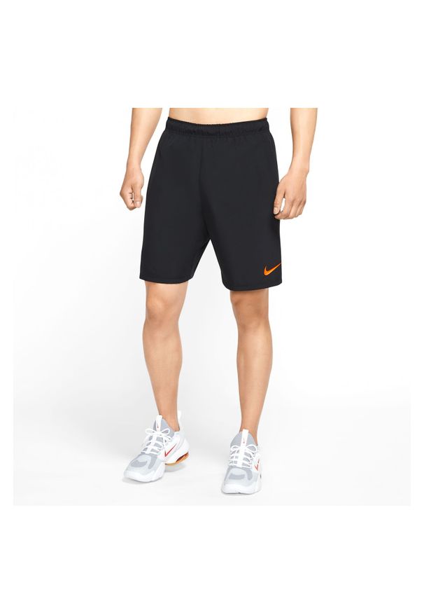 Spodnie treningowe Nike Flex Short LV CJ2396. Materiał: materiał, poliester, skóra. Technologia: Dri-Fit (Nike)