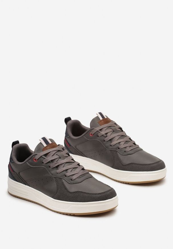 Born2be - Granatowo-Szare Buty Sportowe Sneakersy z Perforacją z Boku Baxlita. Kolor: niebieski