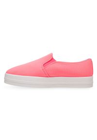 Tenisówki damskie Ideal Shoes X-2501 Różowe. Zapięcie: bez zapięcia. Kolor: różowy. Materiał: guma, tworzywo sztuczne, tkanina. Obcas: na obcasie. Wysokość obcasa: niski #3