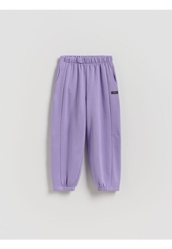 Reserved - Spodnie dresowe - fioletowy. Kolor: fioletowy. Materiał: dresówka