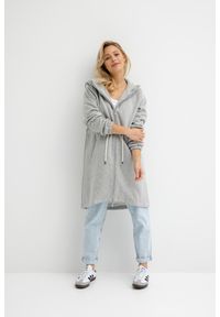 BLUZA NORA SZARA L - Flawless. Okazja: na co dzień. Typ kołnierza: kaptur. Kolor: szary. Materiał: bawełna. Długość: długie. Sezon: wiosna, lato. Styl: casual