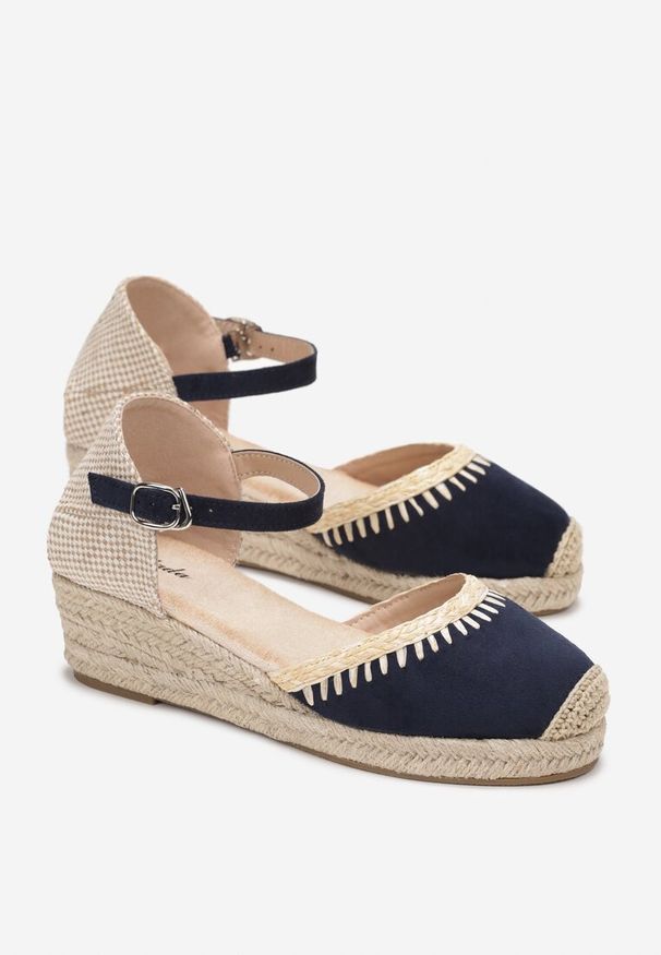 Renee - Granatowe Sandały na Koturnie z Plecionki z Juty Arminus. Kolor: niebieski. Obcas: na koturnie
