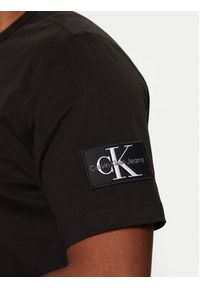 Calvin Klein Jeans T-Shirt J30J323484 Czarny Regular Fit. Kolor: czarny. Materiał: bawełna