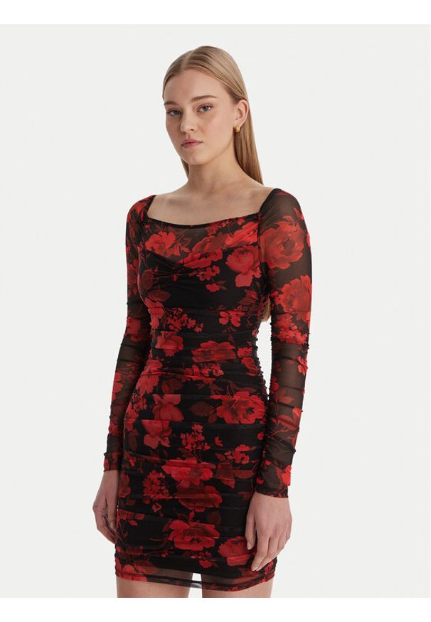 Guess Sukienka koktajlowa W6RK0A KBAH2 Czerwony Slim Fit. Kolor: czerwony. Materiał: syntetyk. Styl: wizytowy