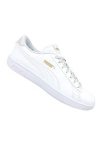 Buty do chodzenia damskie Puma Smash V2 Metallics JR. Zapięcie: sznurówki. Kolor: biały. Materiał: materiał, syntetyk, guma. Szerokość cholewki: normalna. Sport: turystyka piesza