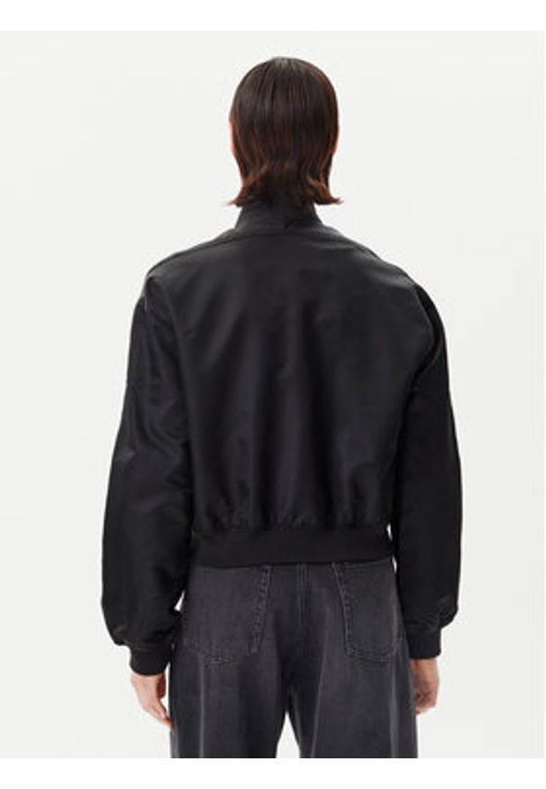 Calvin Klein Jeans Kurtka bomber Hero LV047B528G Czarny Relaxed Fit. Kolor: czarny. Materiał: syntetyk