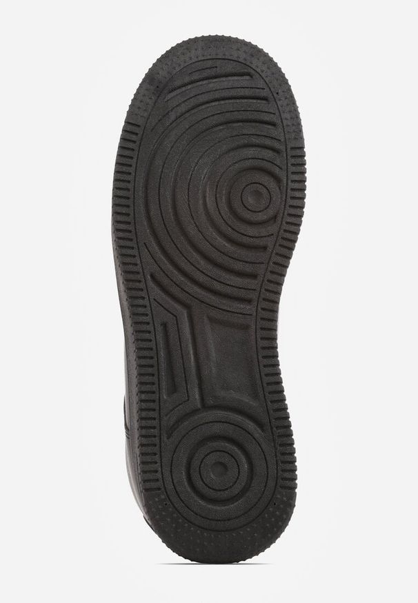 Renee - Czarne Kultowe Sneakersy na Grubej Podeszwie z Perforacją na Nosku Lissina. Okazja: na co dzień. Kolor: czarny. Materiał: jeans