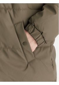 Vero Moda Kurtka zimowa Gretafie 10275292 Brązowy Regular Fit. Kolor: brązowy. Materiał: syntetyk. Sezon: zima #2
