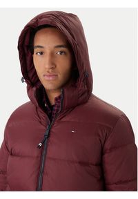 Tommy Jeans Kurtka puchowa Essential DM0DM19786 Bordowy Regular Fit. Kolor: czerwony. Materiał: syntetyk #7