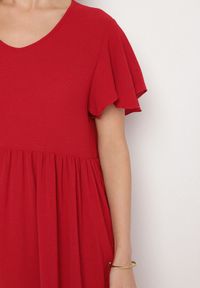 Born2be - Czerwona Sukienka o Rozkloszowanym Kroju z Wiskozą Filastia. Okazja: na co dzień. Typ kołnierza: dekolt w kształcie V. Kolor: czerwony. Materiał: wiskoza. Długość rękawa: krótki rękaw. Typ sukienki: rozkloszowane. Styl: klasyczny, elegancki, casual #5
