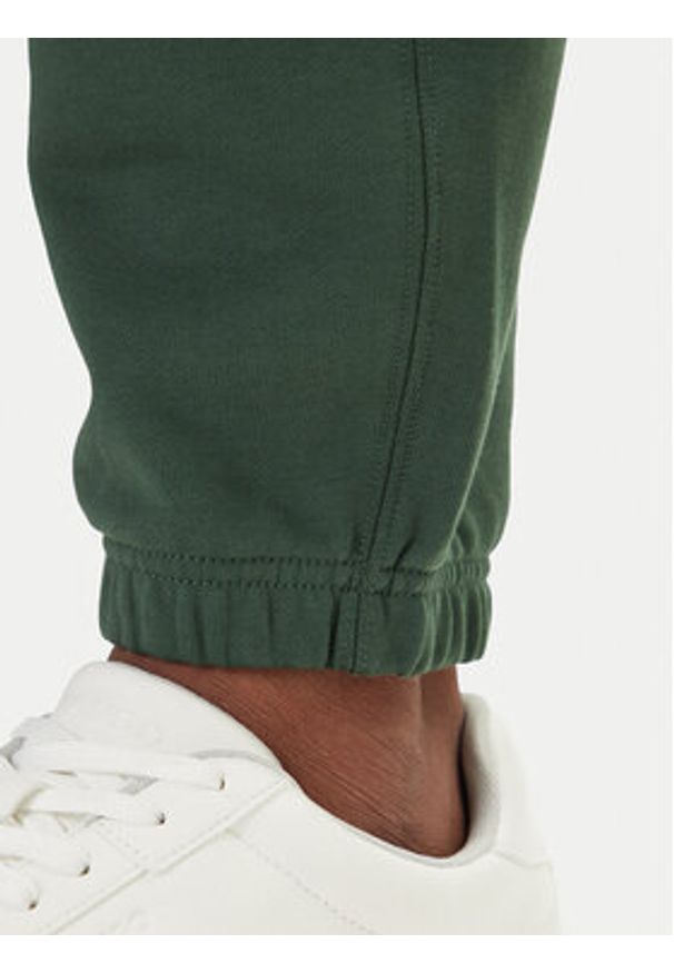 Calvin Klein Jeans Spodnie dresowe LV04RD241G Zielony Regular Fit. Kolor: zielony. Materiał: bawełna