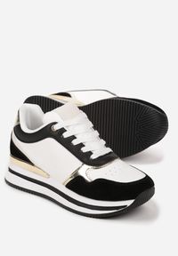 Born2be - Czarno-Białe Sneakersy Lilala. Nosek buta: okrągły. Kolor: czarny. Materiał: materiał. Szerokość cholewki: normalna. Obcas: na platformie