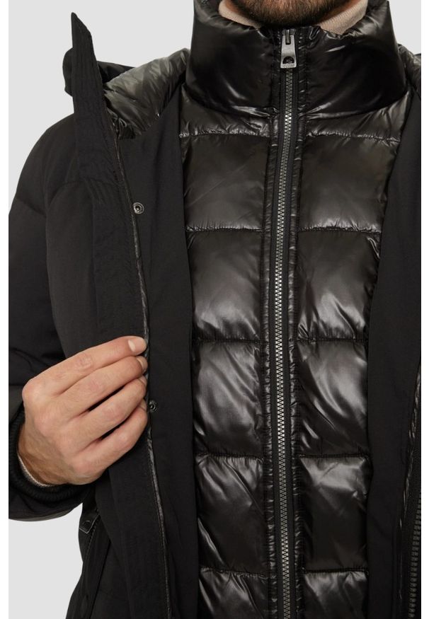 Guess - GUESS Czarna męska kurtka High Collar, Rozmiar L. Kolor: czarny