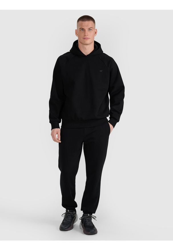 4f - 4F Spodnie dresowe joggery uniseks - czarne XS. Kolor: czarny. Materiał: dresówka. Wzór: ze splotem, gładki