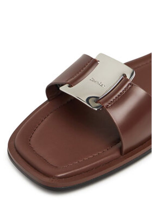 Calvin Klein Klapki Flat Slide W/Ck Hw Big - Lth HW0HW02482 Brązowy. Kolor: brązowy. Materiał: skóra