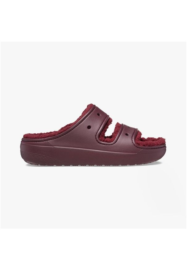 Klapki Crocs Classic Cozzzy. Kolor: czerwony. Styl: sportowy