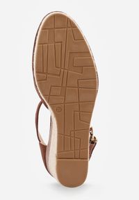Born2be - Brązowe Sandały na Koturnie z Plecionki i Zapięciem na Sprzączkę Jessaln. Okazja: na spacer. Zapięcie: sprzączka. Kolor: brązowy. Sezon: lato. Obcas: na koturnie. Styl: elegancki. Wysokość obcasa: średni #7