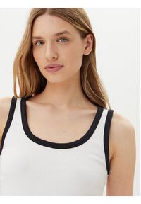 Pieces Top May 17154484 Biały Slim Fit. Kolor: biały. Materiał: bawełna #3