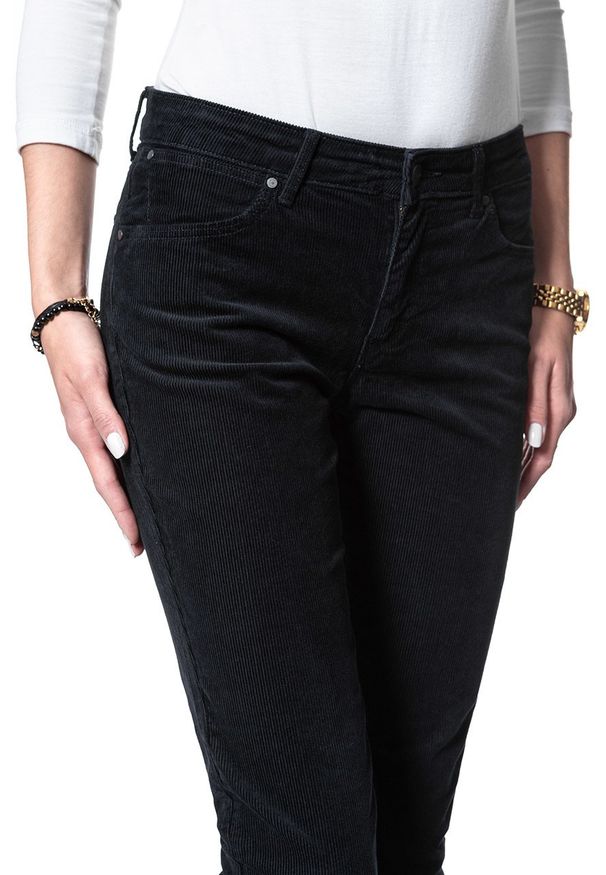 Wrangler - WRANGLER SLIM DARK NAVY W28LEK18R 112128383. Wzór: jednolity