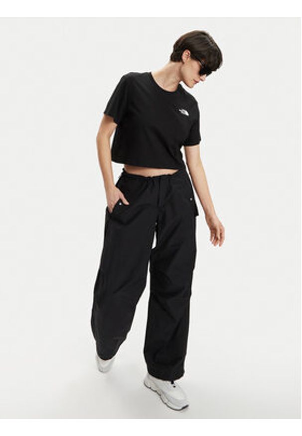 The North Face T-Shirt Simple Dome NF0A87U4 Czarny Relaxed Fit. Kolor: czarny. Materiał: bawełna