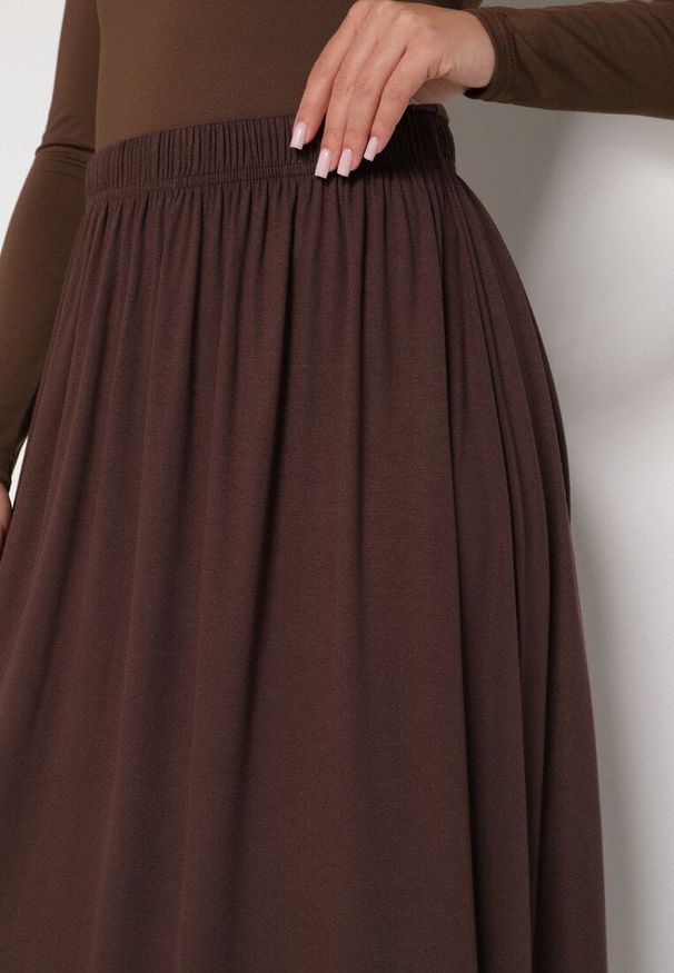 Born2be - Brązowa Bawełniana Spódnica o Rozkloszowanym Kroju Tusnara. Kolor: brązowy. Materiał: bawełna