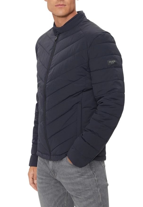 Guess - GUESS Granatowa męska kurtka Biker Jacket, Rozmiar XXL. Typ kołnierza: bez kaptura. Kolor: niebieski. Materiał: poliamid, syntetyk. Długość rękawa: długi rękaw. Długość: długie. Styl: wizytowy