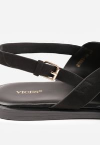 Renee - Czarne Sandały Vices Typu Japonki Melanisse. Okazja: na co dzień, na spacer, na plażę. Zapięcie: sprzączka. Kolor: czarny. Sezon: lato. Obcas: na obcasie. Styl: elegancki, casual #6