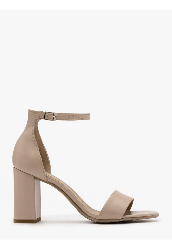 Ryłko - Beżowe sandały na obcasie DAGA. Kolor: beżowy. Materiał: skóra. Obcas: na obcasie. Styl: street. Wysokość obcasa: średni