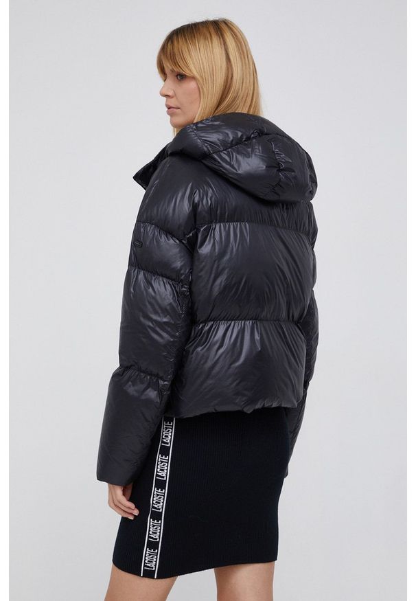 Refrigiwear - RefrigiWear Kurtka puchowa damska kolor czarny przejściowa oversize. Kolor: czarny. Materiał: puch. Wzór: gładki