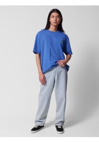 outhorn - T-shirt oversize z nadrukiem męski Outhorn - kobaltowy. Kolor: niebieski. Materiał: bawełna, dzianina. Długość rękawa: krótki rękaw. Długość: krótkie. Wzór: nadruk