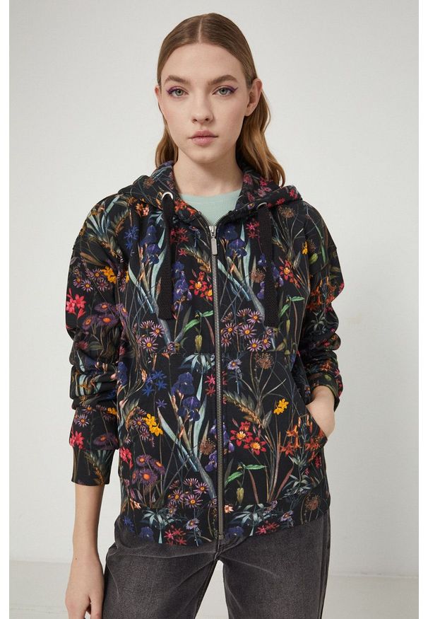 medicine - Medicine - Bluza bawełniana Commercial. Okazja: na co dzień. Typ kołnierza: kaptur. Kolor: czarny. Materiał: bawełna. Styl: casual