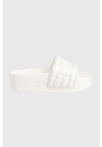 Karl Lagerfeld klapki KONDO MAXI damskie kolor biały na platformie. Kolor: biały. Materiał: materiał, guma. Wzór: gładki. Obcas: na platformie