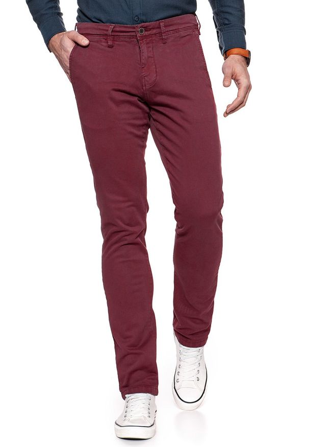 Mustang - MUSTANG SPODNIE MĘSKIE Classic Chino CHOCOLATE TRUFFLE 1006674 7140. Materiał: materiał