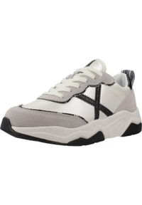 Tenisówki Munich Model Wave Kolor Biały. Kolor: biały. Materiał: tkanina, skóra, syntetyk. Sport: turystyka piesza #1