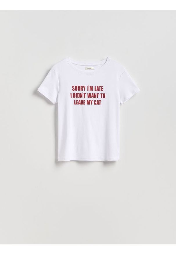 Reserved - T-shirt z napisem - biały. Kolor: biały. Materiał: bawełna. Wzór: napisy