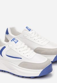 Born2be - Biało-Niebieskie Sneakersy Devane. Okazja: na co dzień. Nosek buta: okrągły. Zapięcie: sznurówki. Kolor: biały. Materiał: materiał