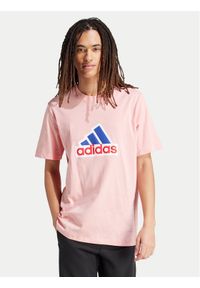 Adidas - adidas T-Shirt Future Icons Badge of Sport IS8342 Różowy Loose Fit. Kolor: różowy. Materiał: bawełna. Styl: sportowy #1