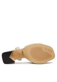 Guess Sandały Kernara FLJKRN LEA03 Écru. Materiał: skóra