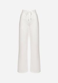 Born2be - Białe Bawełniane Spodnie Dresowe z Szerokimi Nogawkami Alfira. Kolor: biały. Materiał: bawełna, dresówka #6