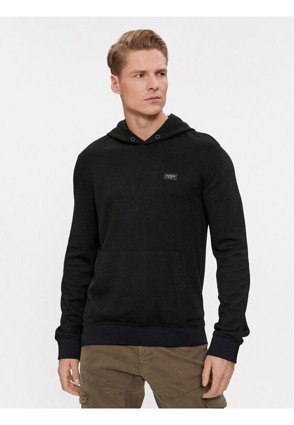 Guess Bluza Brand New Tech Stret M4RQ10 KC262 Czarny Regular Fit. Kolor: czarny. Materiał: syntetyk