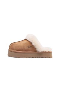 Ugg - Buty do chodzenia dla dorosłych UGG Disquette Slipper Chestnut. Kolor: brązowy. Sport: turystyka piesza