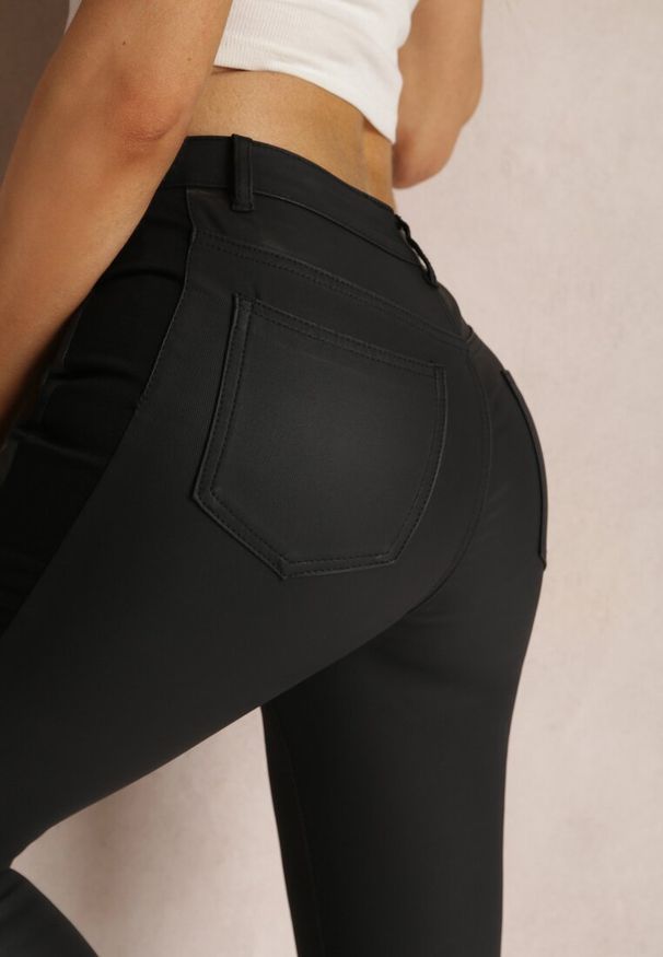 Renee - Czarne Spodnie Skinny Eudele. Stan: podwyższony. Kolor: czarny. Materiał: materiał, dzianina. Długość: długie. Styl: elegancki