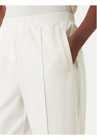 Liu Jo Sport Spodnie materiałowe TA6211 FS090 Écru Regular Fit. Kolor: kremowy. Materiał: bawełna. Styl: sportowy #2