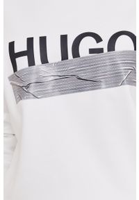 Hugo - Bluza bawełniana z kolekcji urodzinowej. Okazja: na urodziny. Typ kołnierza: bez kaptura. Kolor: biały. Materiał: bawełna. Wzór: nadruk. Styl: casual #9