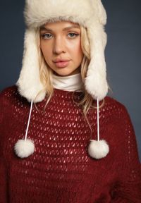 Renee - Bordowy Luźny Sweter Dzianinowy w Stylu Ponczo Nattava. Okazja: na co dzień. Typ kołnierza: dekolt w łódkę. Kolor: czerwony. Materiał: dzianina. Styl: casual, elegancki, wizytowy #3