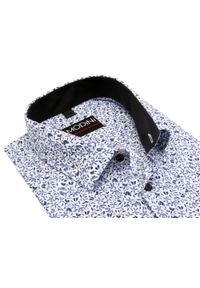 Biała elastyczna koszula męska Modini w niebieskie kwiaty DD10. Kolor: niebieski, wielokolorowy, biały. Materiał: tkanina, bawełna, elastan. Długość: długie. Wzór: kwiaty #1