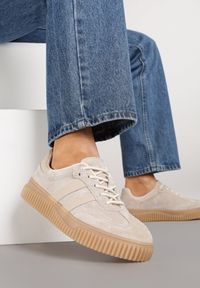 Born2be - Beżowe Sneakersy Typu Tenisówki ze Skórzaną Wkładką Ozdobione Paskami Melissele. Okazja: na co dzień. Zapięcie: pasek. Kolor: beżowy. Materiał: skóra. Wzór: aplikacja #3